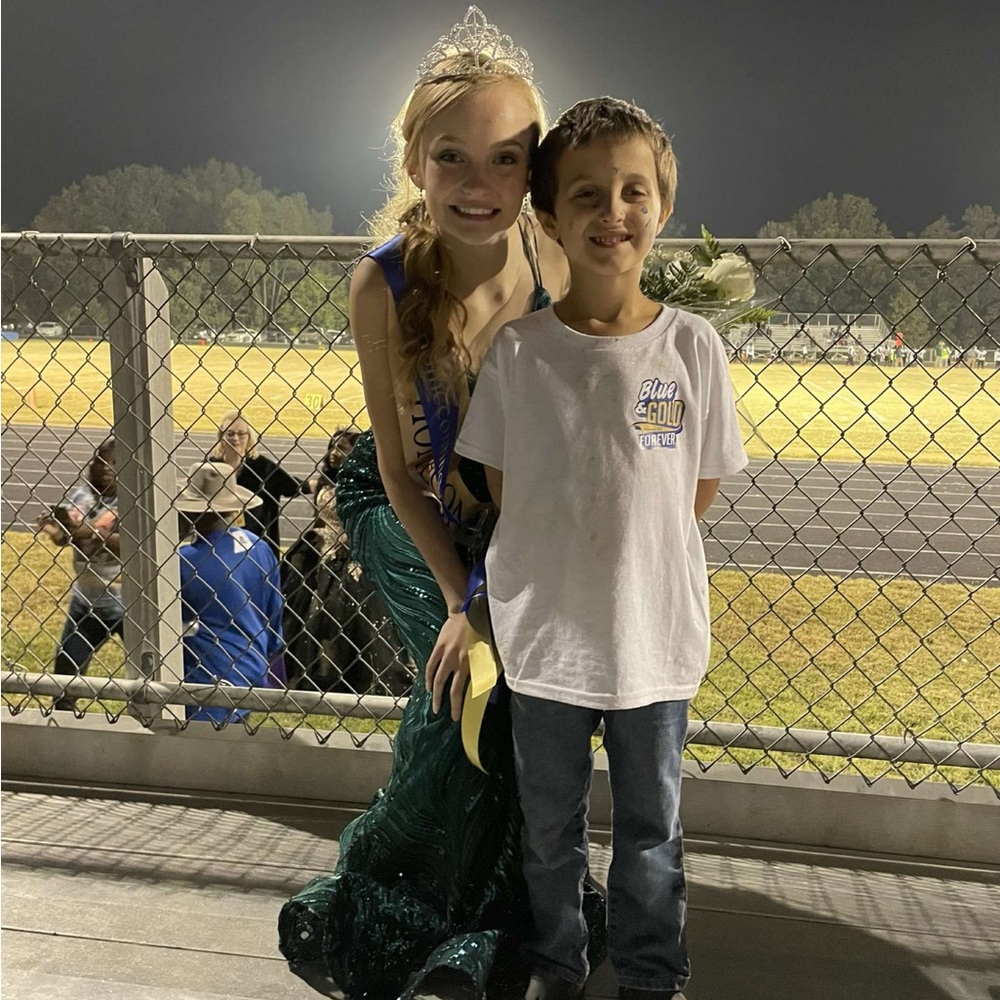 Prom/Hoco Dress - Picture 3 of 4